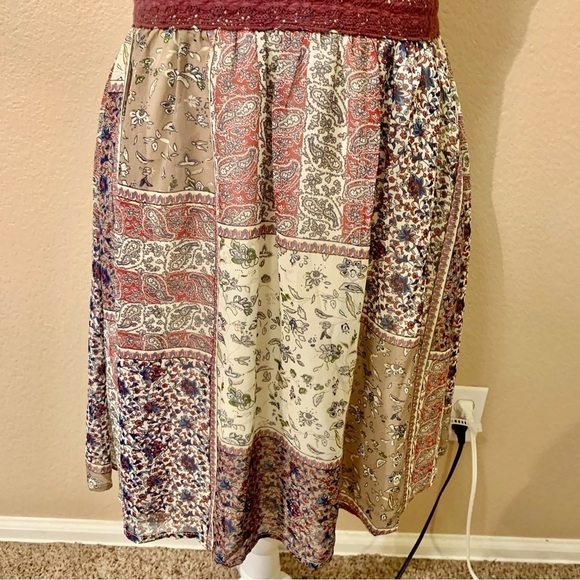 Doe & Rae Mini Dress Large Burgundy Floral Lace Patchwork Skirt Ivory Boho Flowy - Picture 5 of 16